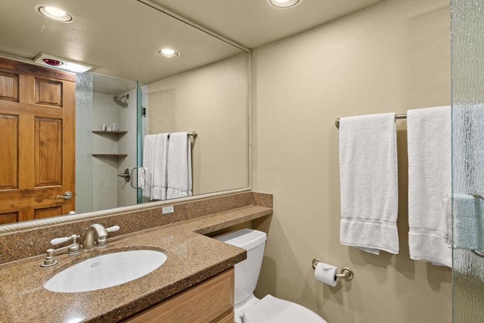 Chateau Eau Claire Unit 17, Serene Condo Overlooking The River With Many Upgrades Aspen Exterior foto