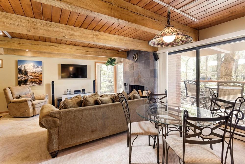 Chateau Eau Claire Unit 17, Serene Condo Overlooking The River With Many Upgrades Aspen Exterior foto